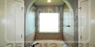 Now Leasing – 401 Hedy Dr. Gallery 26