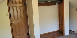 3 bd, 2 ba house in east campus across from Boone Hospital, walk to campus and downtown, great shape, w/d and lawncare included 3 bd, 2 ba house in east campus across from Boone Hospital, walk to campus and downtown, great shape, w/d and lawncare included Gallery 10