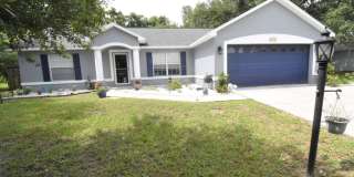 Gorgeous and Upgraded 3 Bed 2 Bath St. Cloud Home with bonus room AVAILABLE OCTOBER!!! Gallery 1