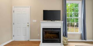 1513 Kudrow Lane Gallery 8