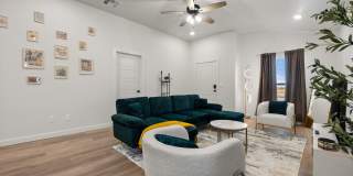 Modern 3BR Retreat Near TTU | Stylish Fully Furnished Home with Spacious Backyard Gallery 12
