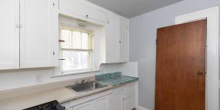 821 South Travis Street - 2 Gallery 12