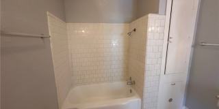 140 1/2 E San Antonio Gallery 13