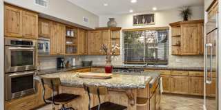9572 E Mountain Spring Road Gallery 9