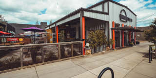 614 E Main Street Gallery 28