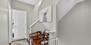 1409 N Burling Street Gallery 18
