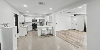 1542 W 5TH PL 1542 W 5TH PL Gallery 1