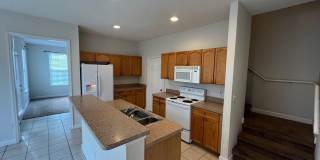 SOUTHWOOD: 4016 Colleton Ct  - Main Townhouse - $200 Utility Credit Gallery 8