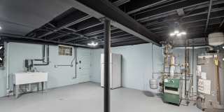 4201 North Paulina Street Gallery 13