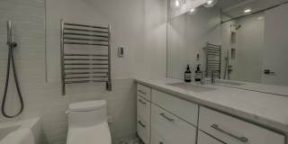 440 N Mcclurg Court Gallery 17