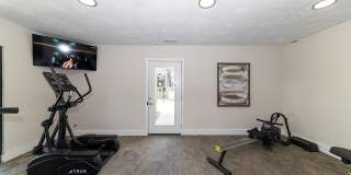 Vetra Hurstbourne Gallery 39