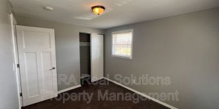 301 S Napoleon Ave Gallery 9