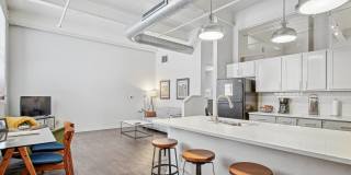 Heinz Lofts Gallery 6