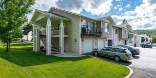 Modern 2 Bed, 1 Bath Condo near Dishman Hills! Gallery 1