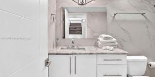 1044 NW N River Gallery 55