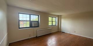 5424 Fifth Avenue Gallery 247