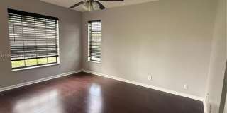 301 Olivewood Pl Gallery 5