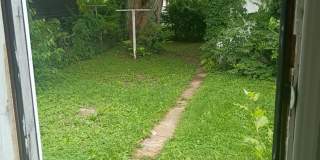 For Rent: 1213 W 17th St. 2 bedroom 1 bathroom Home! Nice porch! Nice back yard! New flooring! Washer & dryer hookups! Gallery 9