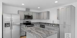Beautiful New 3 Bedroom Townhome Gallery 6
