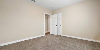 2080 Gladstone Street Gallery 23