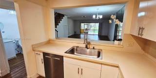 3950 ESTEPONA AVE Gallery 2