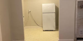 618 W. Lafayette Gallery 8