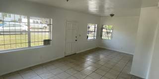 4526 Fairview St Gallery 7