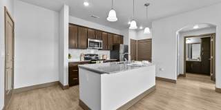 Deer Park Apartments Gallery 6