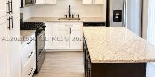 3359 Gardens East Dr Gallery 2