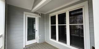 Newly Remodeled 2BD, 1.5BA Raleigh Condo in Prime Location with HOA Amenities Gallery 5