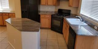 Centennial Hills 3 Bedroom Home! Gallery 5