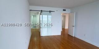 801 N Venetian Dr Gallery 21