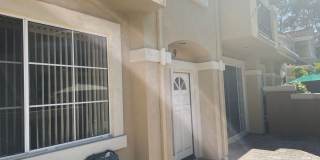 Spacious 3 Bedroom 2.5 Bathroom in Aliso Viejo Gallery 4