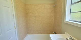 205 Henry Street Pensacola, FL 32507 MOVE IN SPECIAL: HALF OFF first full month of rent!!! Gallery 20