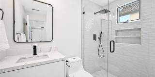 413 E Edgewater Avenue Gallery 40