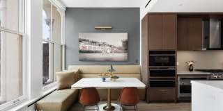 1 Bond Street Gallery 2