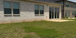 Beautiful 3 Bedroom Home in Grand Hollow with Resort-Style Amenities! Gallery 43