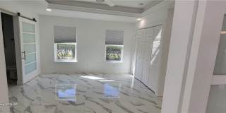 5200 West Boulevard Gallery 17