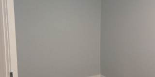 911 Bryan Street Gallery 13