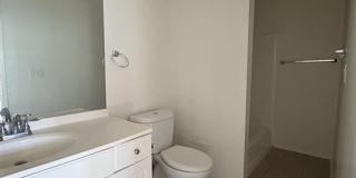 5505 Ackerfield Ave Gallery 14