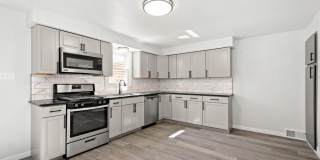 Stunning 2 bedroom home in Homestead available June 15! Gallery 12