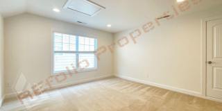 Beautiful 5 Bedroom End Unit Townhouse with 1st Floor Guest Suite and 3rd Floor Loft or 5th Bedroom with Full Bathroom and EV Charger in Garage in Overlook @ Amberly, Cary, Available Oct 5! Gallery 29