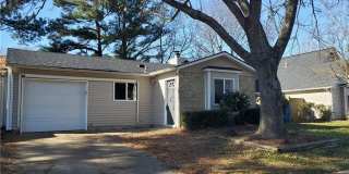 1425 Goldfinch Lane Gallery 1
