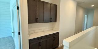 3 Bedrooms 2 1/2 Bathrooms - Where Mountains meet you at upscale living! Gallery 33