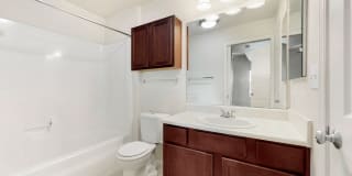 Alexis at Perry Pointe Gallery 90