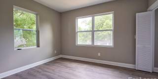 217 Circle Avenue Gallery 4