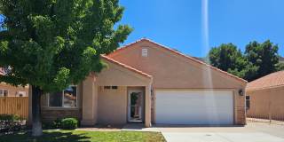 Small Pet Friendly 3 Bedroom Home Small Pet Friendly 3 Bedroom Home Gallery 1