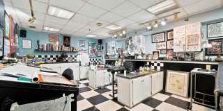 617 SOUTH Street Gallery 11