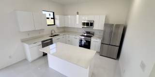 4226 Northwest 32nd Laneclientes@realtymiamigroup.com Gallery 9