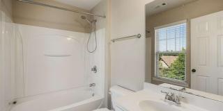 1798 Oakbrook Lane NW Gallery 18